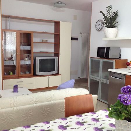 La Casa Delle Conchiglie Ombrellone, Parcheggio E Uso Di Biciclette Gratis Apartment Rimini Exterior foto