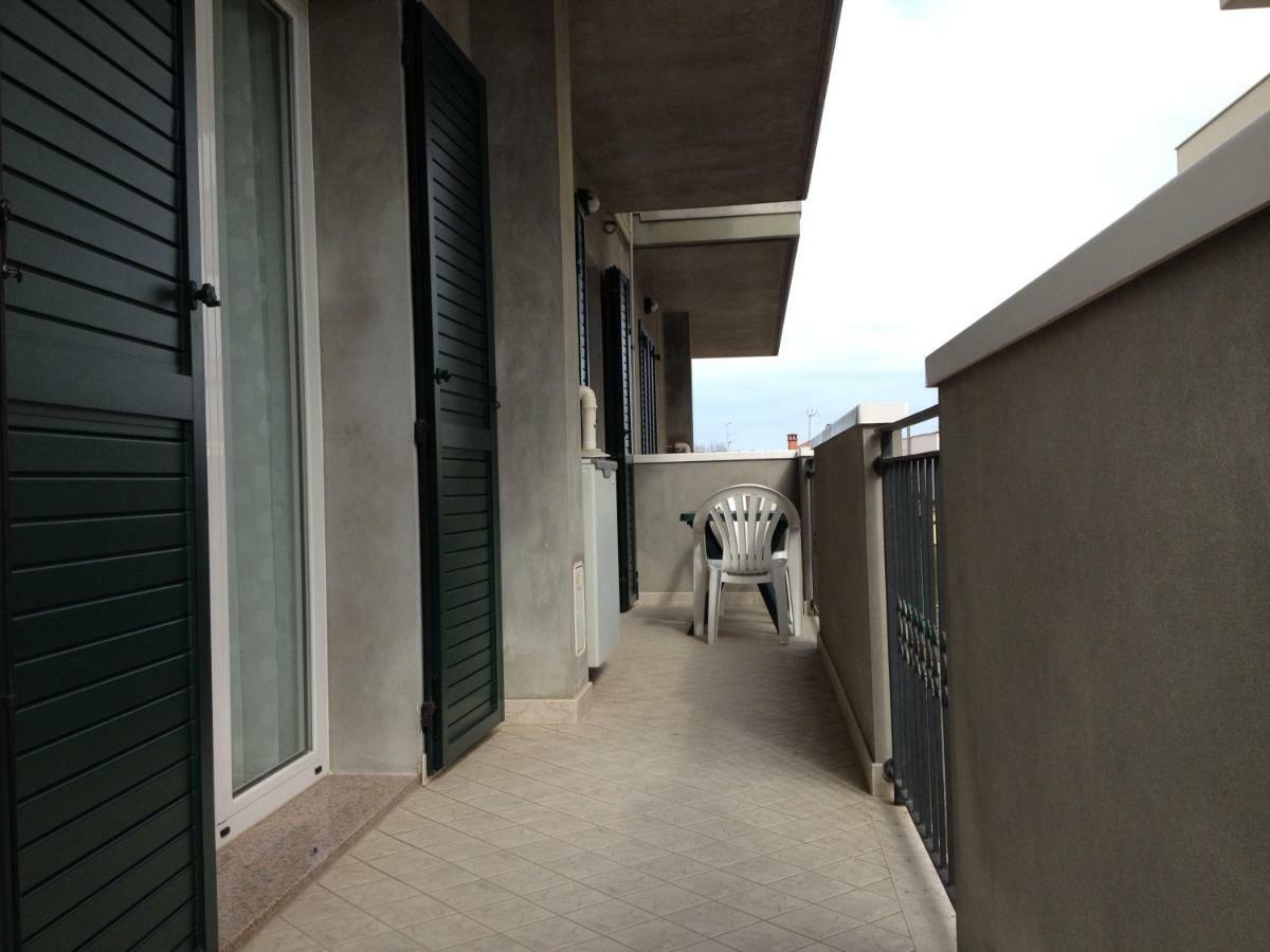 La Casa Delle Conchiglie Ombrellone, Parcheggio E Uso Di Biciclette Gratis Apartment Rimini Exterior foto